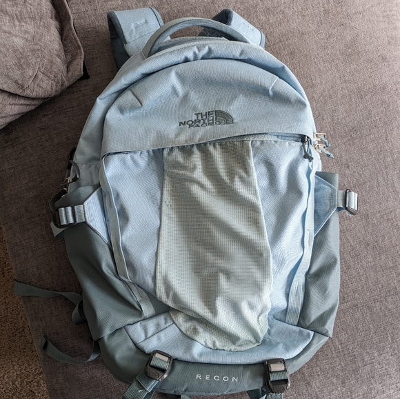 Women's TNF Recon Backpack - Picture 1 of 2